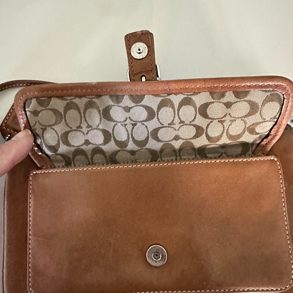 Vintage Coach wristlet leather tan wallet - Picture 5 of 10
